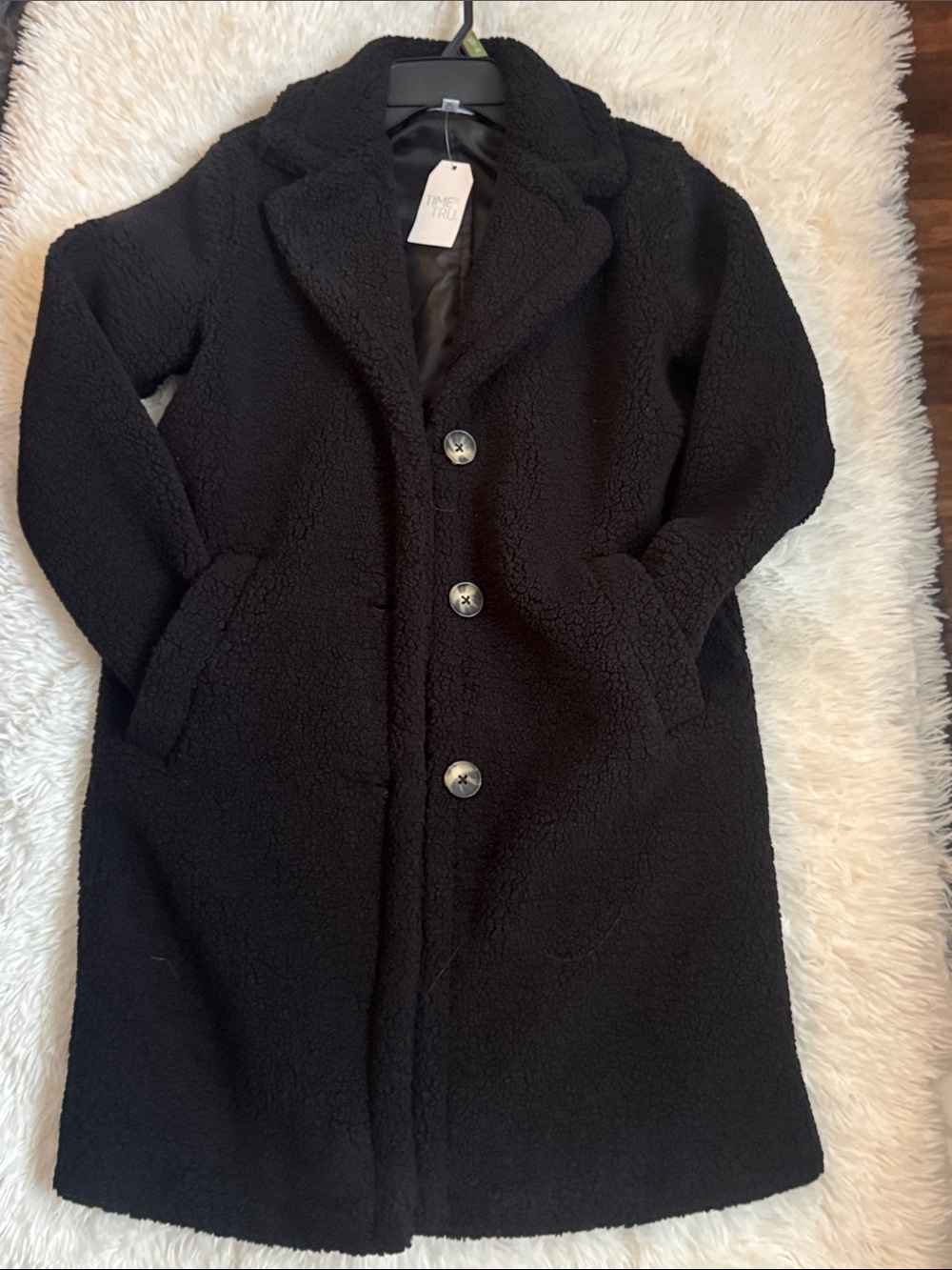 NWT women’s Black Faux Shearling Coat -